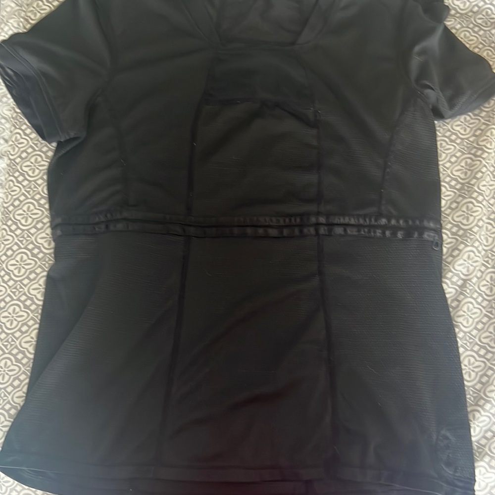 Black lululemon shirt